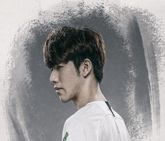 前锋的位置 前锋的位置